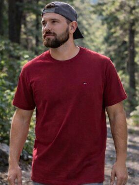 Tommy Hilfiger Men’s T-Shirt XL – Classic Crewneck – Burgundy/Red New With Tags